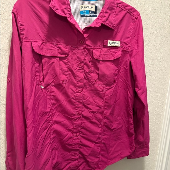 Magellan Woman’s Outdoors Fuchsia Button-Up Shirt SIze M - Picture 1 of 5